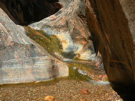 Movie of narrows in Monument Cr.  Day 3 - 2mb